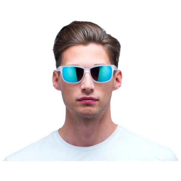 Lunettes de Soleil Red Bull Spect Loom Matte White Smoke Ice Blue Mirror Polarized – Image 4